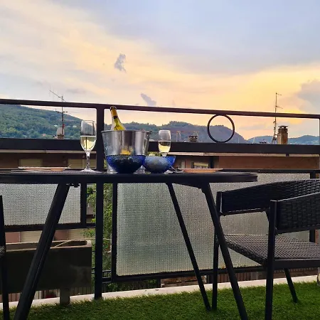 Casa Vacanza Luce 아파트 *